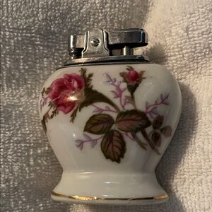 Vintage Floral Ceramic Lighter